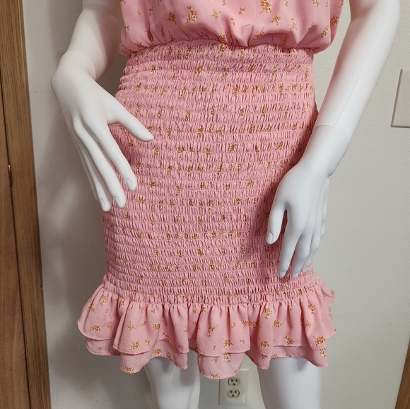 Row A spaghetti strap printed ruffle smocked mini dress size small - Picture 9 of 15